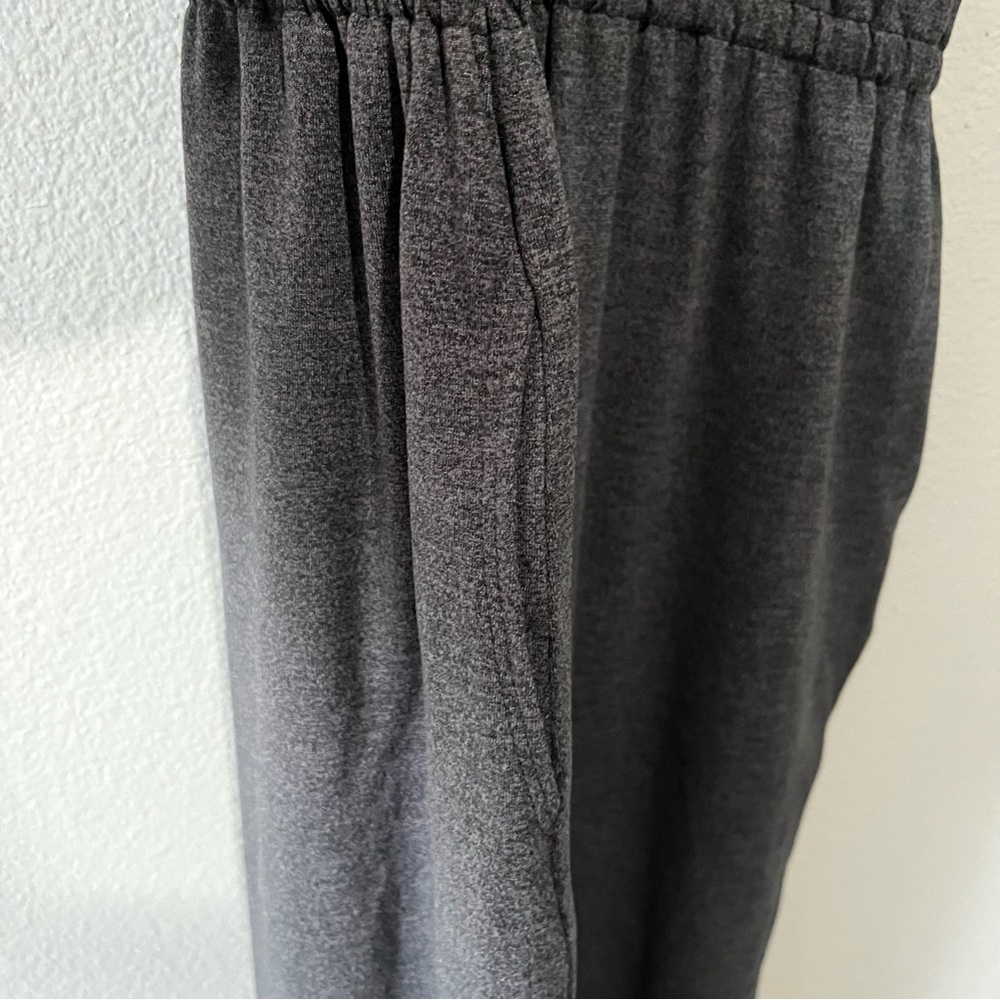 MARIKA-NWT Dark Grey Charcoal Sleeveless Stretchy Soft Jumpsuit Size M - Picture 4 of 8